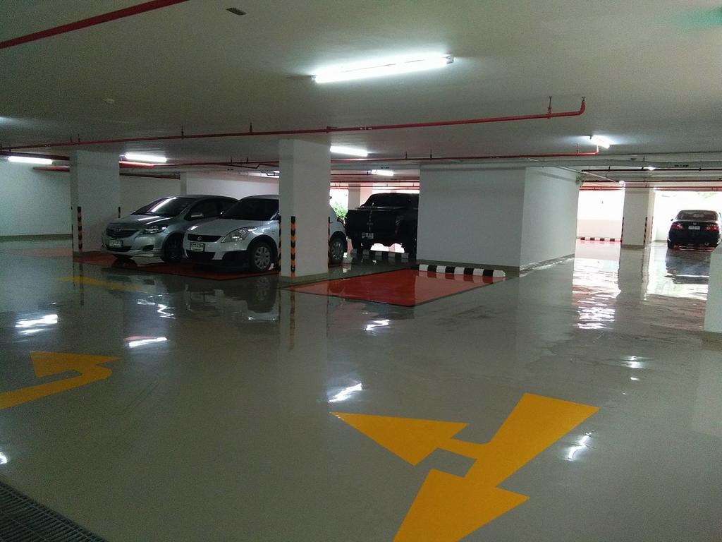 Peak Tower In Phatumnak باتايا المظهر الخارجي الصورة